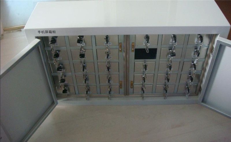 手機(jī)屏蔽柜在選購的時(shí)候需要注意什么？